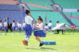 沈阳体育学院教师兼运动员徐梦桃夺得2025-2026赛季自由式滑雪空中技巧世界杯首金