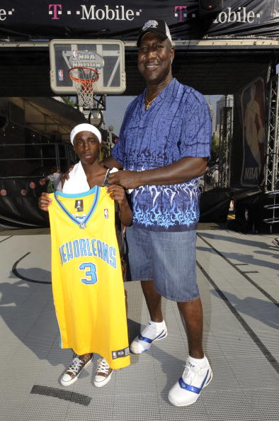 因此多了一 因此多了一