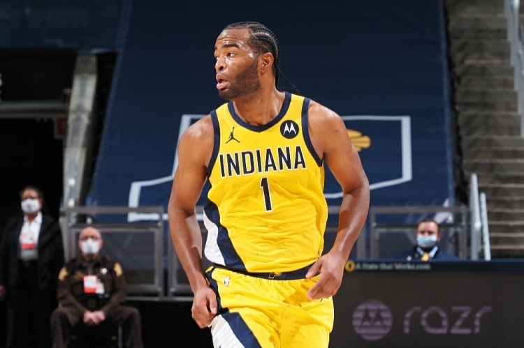 背后是对防 背后是对防